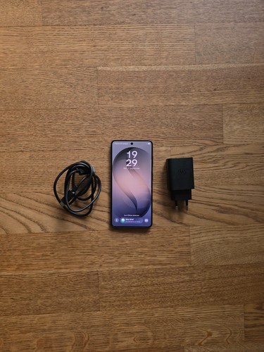Samsung galaxy s26 neuwertig - -,